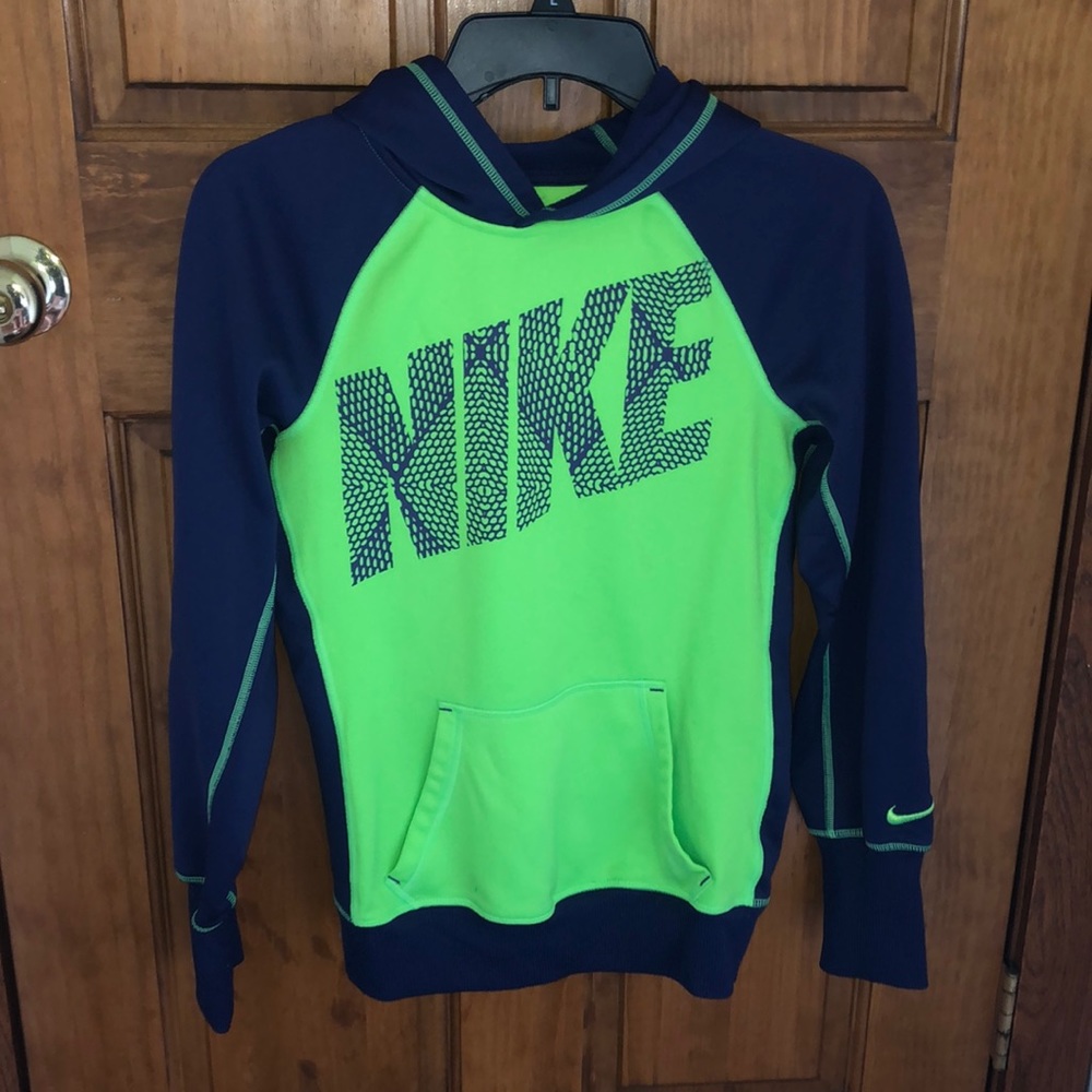 Nike Therma-Fit Hoodie
